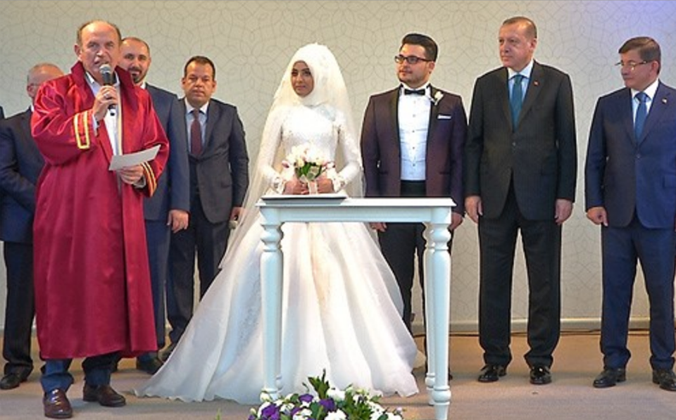 Cumhurbaşkanı Erdoğan, 15 Temmuz Şehidinin Oğlunun Nikâh Şahitliğini Yaptı