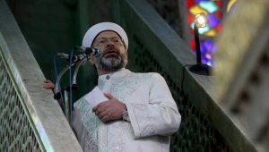 Erbaş: Bugün birbirimize yaklaşma, mutluluğumuzu paylaşma vaktidir