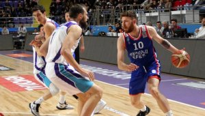Anadolu Efes'te Onuralp Bitim ile yollar ayrıldı