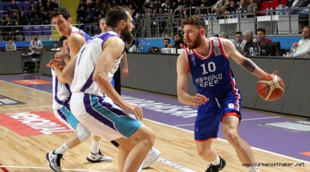 Anadolu Efes'te Onuralp Bitim ile yollar ayrıldı