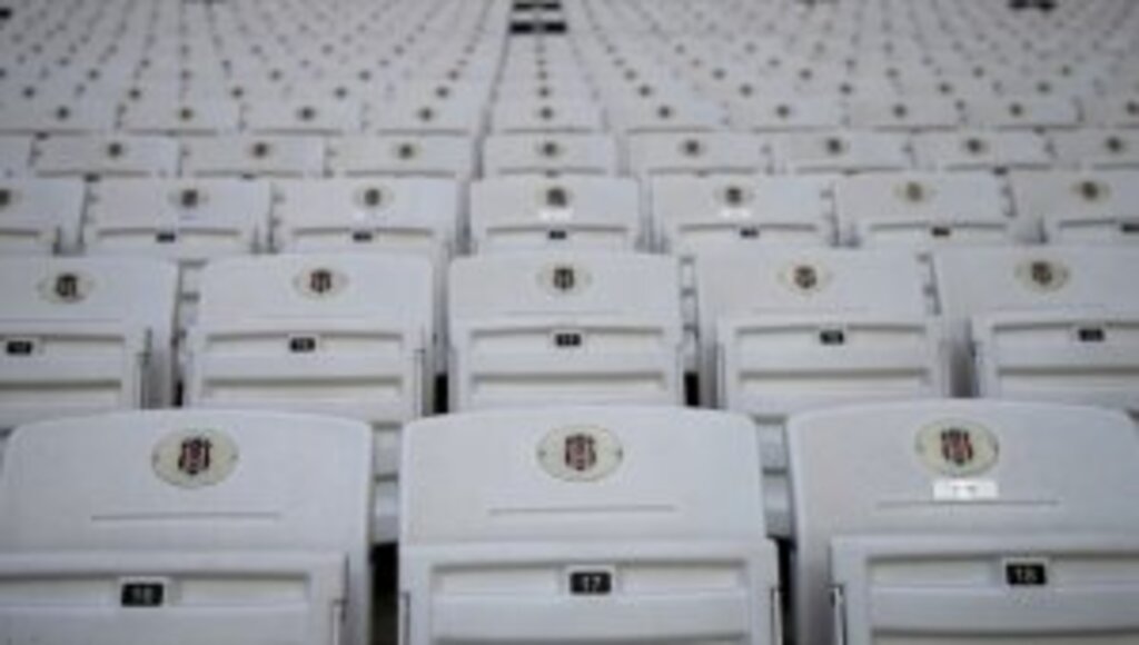 Beşiktaş'ta kombine kartlar satışa çıkıyor