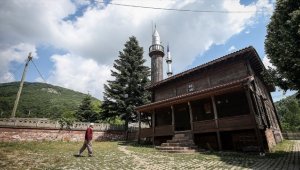'Çivisiz cami' yıllara meydan okuyor
