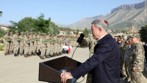 Cumhurbaşkanı Erdoğan Pençe Harekatı'na katılan askerlerin bayramını kutladı