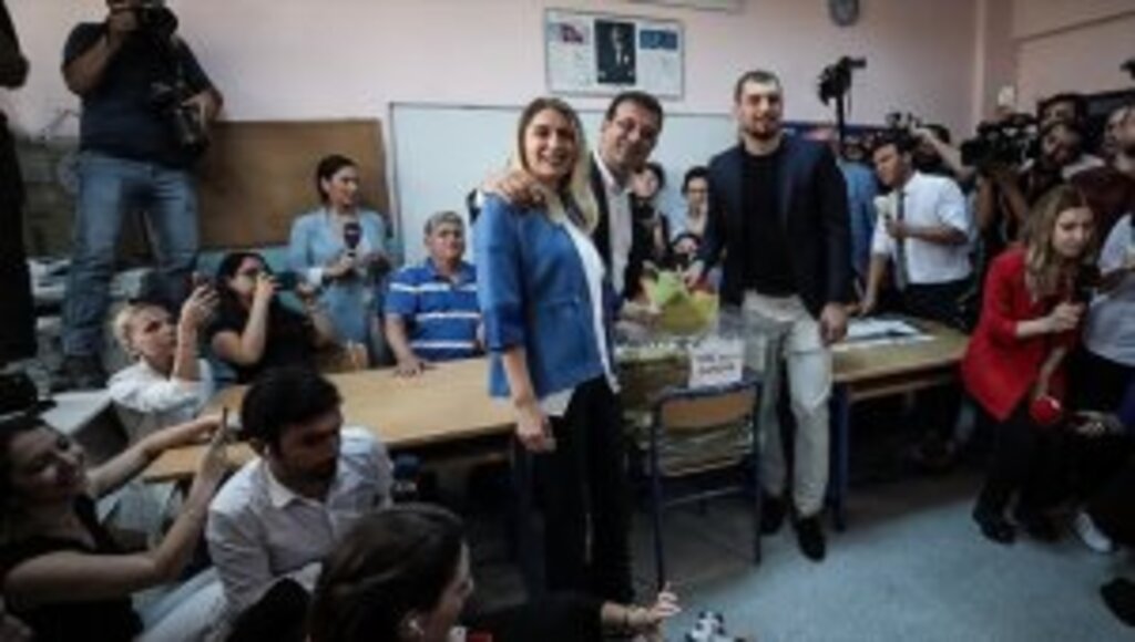 Ekrem İmamoğlu oyunu Beylikdüzü'nde kullandı