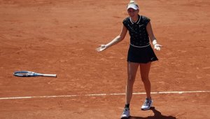 Halep'ten Fransa Açık'a veda
