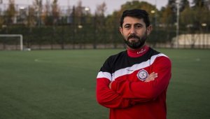 İlklerin teknik direktörü İsmail Temiz