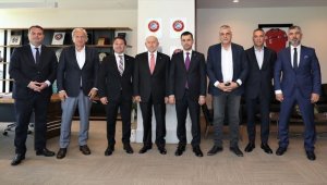 Kulüp başkanlarından Nihat Özdemir'e ziyaret