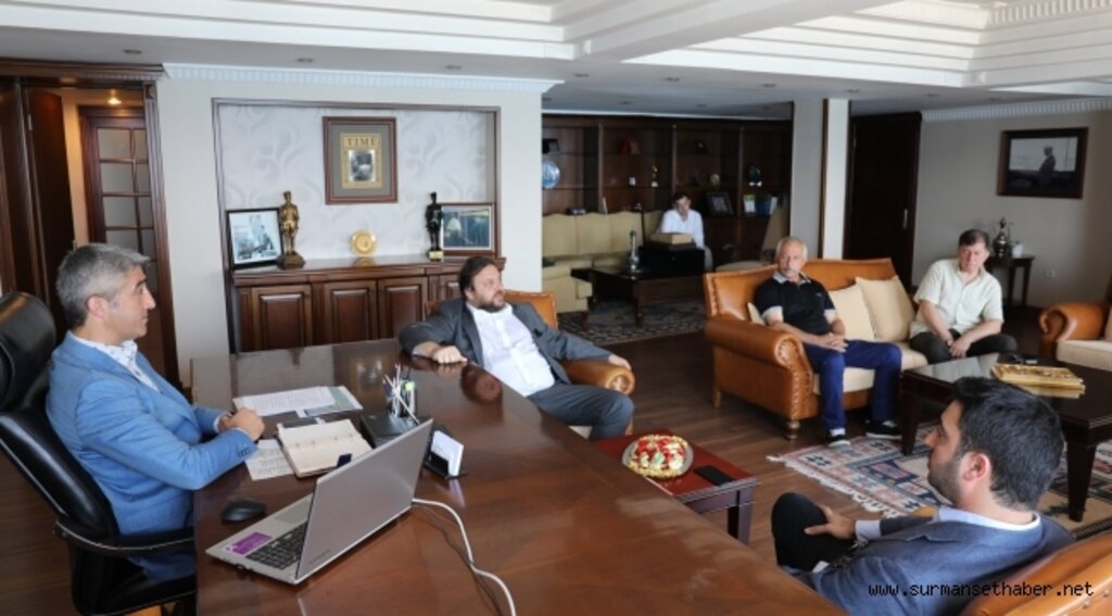 RALLİ ÖNCESİ FEDERASYON YETKİLİLERİNDEN BAŞKAN OKTAY'A ZİYARET