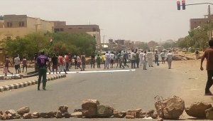 Sudanlı muhalifler ölü sayısının 100'ü geçtiğini iddia etti
