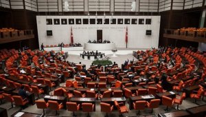 TBMM'nin çalışma süresi uzatıldı
