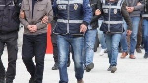 Yedi Emin Otoparkında Usulsüz İşlem Yapan 17 Şüpheli Şahıs Yakalandı