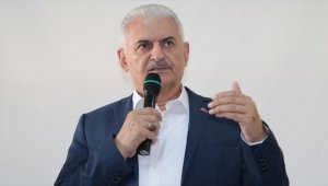 Yıldırım: İstanbul'da trafik sorununu çözmek için yeni yollar zorunlu