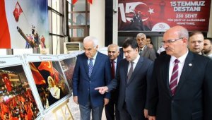 AA'nın 15 Temmuz fotoğraflarından oluşan sergi ATO'da açıldı