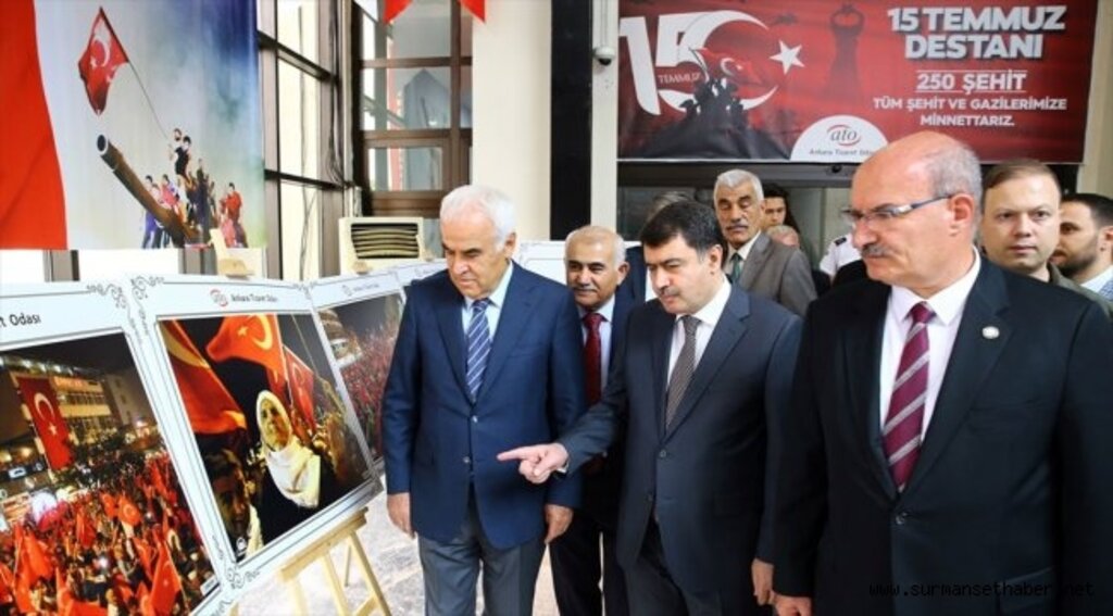 AA'nın 15 Temmuz fotoğraflarından oluşan sergi ATO'da açıldı
