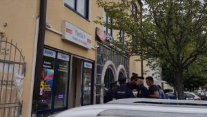 Almanya'da 3 camiye bomba ihbarı