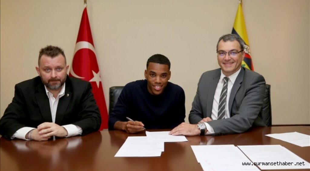 Garry Rodrigues Fenerbahçe'de