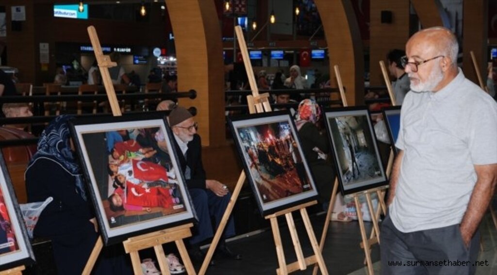 İstanbul Sabiha Gökçen Havalimanı'nda '15 Temmuz' fotoğraf sergisi
