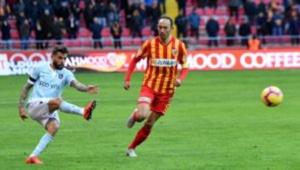 Kayserispor, Umut Bulut ile sözleşme yeniledi