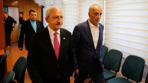 Kılıçdaroğlu Türk-İş'i ziyaret etti