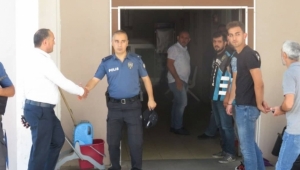 Magandalar İfade vermek İçin Gittikleri Karakolda Böyle Karşılandı