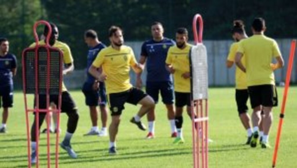 Malatyaspor'da Özer Özdemir ilk antrenmanına çıktı