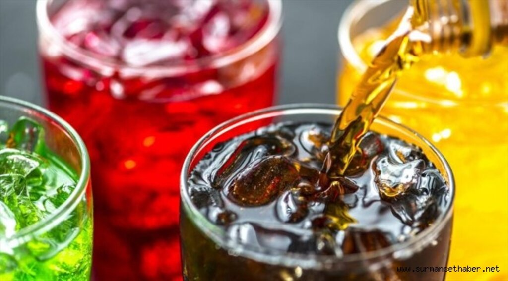 Şekerli içecekler kanser riskini artırıyor