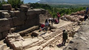 Tieion Antik Kenti'ndeki su sarnıcı gün yüzüne çıkarılıyor