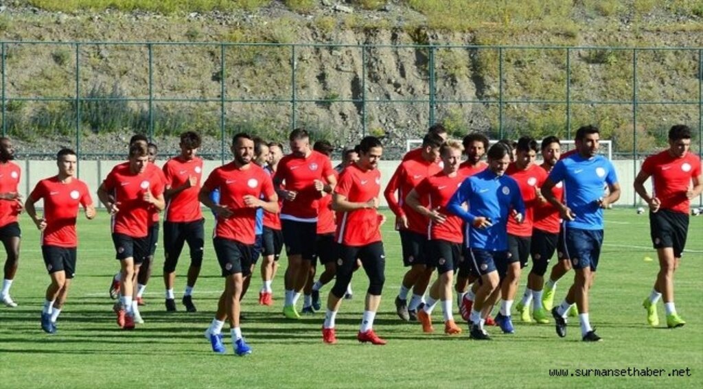 Antalyaspor sezona 'gençleşerek' giriyor