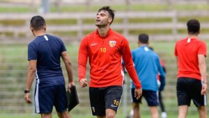 Deniz Türüç Fenerbahçe yolunda