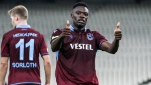 Ekuban 'hat-trick' yaptı, Trabzonspor 50. galibiyetini aldı