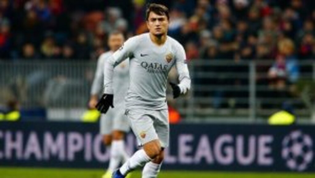 Milli futbolcu Cengiz Ünder'in kurban bağışı Roma'da dağıtıldı