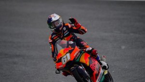 Milli motosikletçi Can Öncü İngiltere'de piste çıkacak