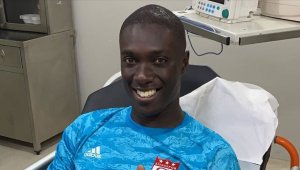 Sivasspor kalecisi Samassa taburcu edildi