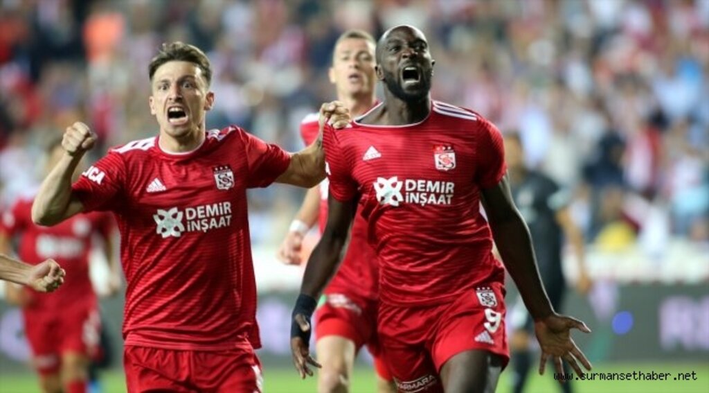 Sivasspor sahasında Beşiktaş'ı mağlup etti