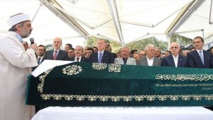 Şule Yüksel Şenler son yolculuğuna uğurlandı