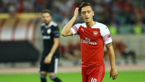 Unai Emery'den 'Mesut Özil' açıklaması