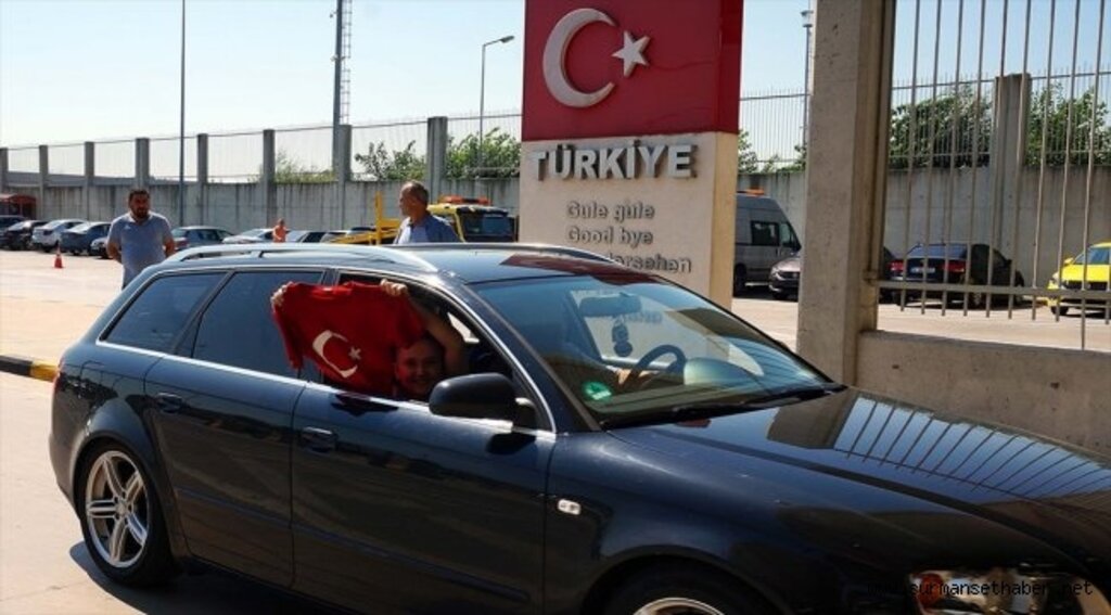 Yurt dışındaki Türk vatandaşlara yönelik hizmetler artıyor
