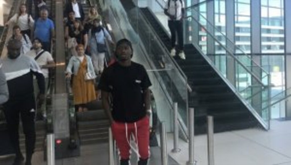 Abdoulay Diaby Beşiktaş için İstanbul'da