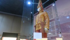Kazakların 'Altın Elbiseli Adam'ı Ankara'ya geliyor