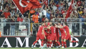 Milliler Andorra'yı tek golle geçti
