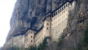 Trabzon'un turizm merkezlerine ziyaretçi akını