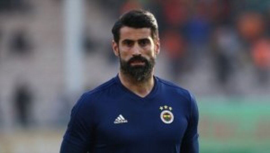 Volkan Demirel veda Etti