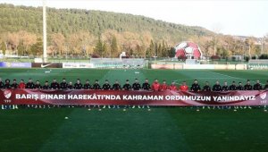 A Milli Futbol Takımı'ndan Mehmetçik'e destek