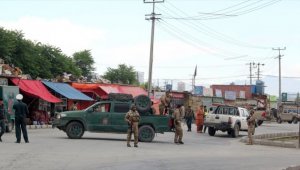 Afganistan'da cuma namazı sırasında camiye saldırı: 22 ölü