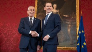 Avusturya'da hükümet kurma yetkisi Sebastian Kurz'da
