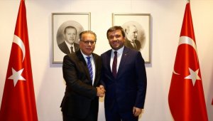 Dışişleri Bakan Yardımcısı Kıran, Yunan Bakan Vekili Kumuçakos ile görüştü
