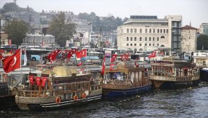 Ekrem İmamoğlu Tarihi Balık-ekmek teknelerini kaldırıyor