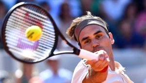 Federer'den Şanghay Masters'a erken veda