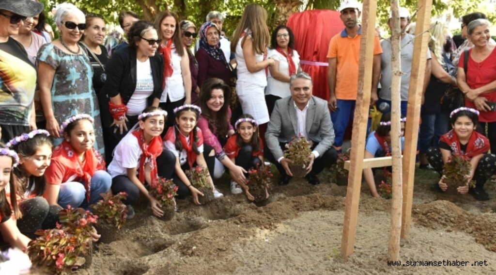 Kadınlardan Başkan Uysal’a ziyaret