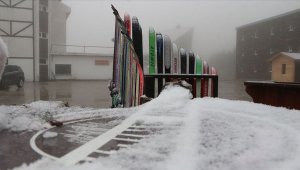 Mevsimin ilk karı yağdı